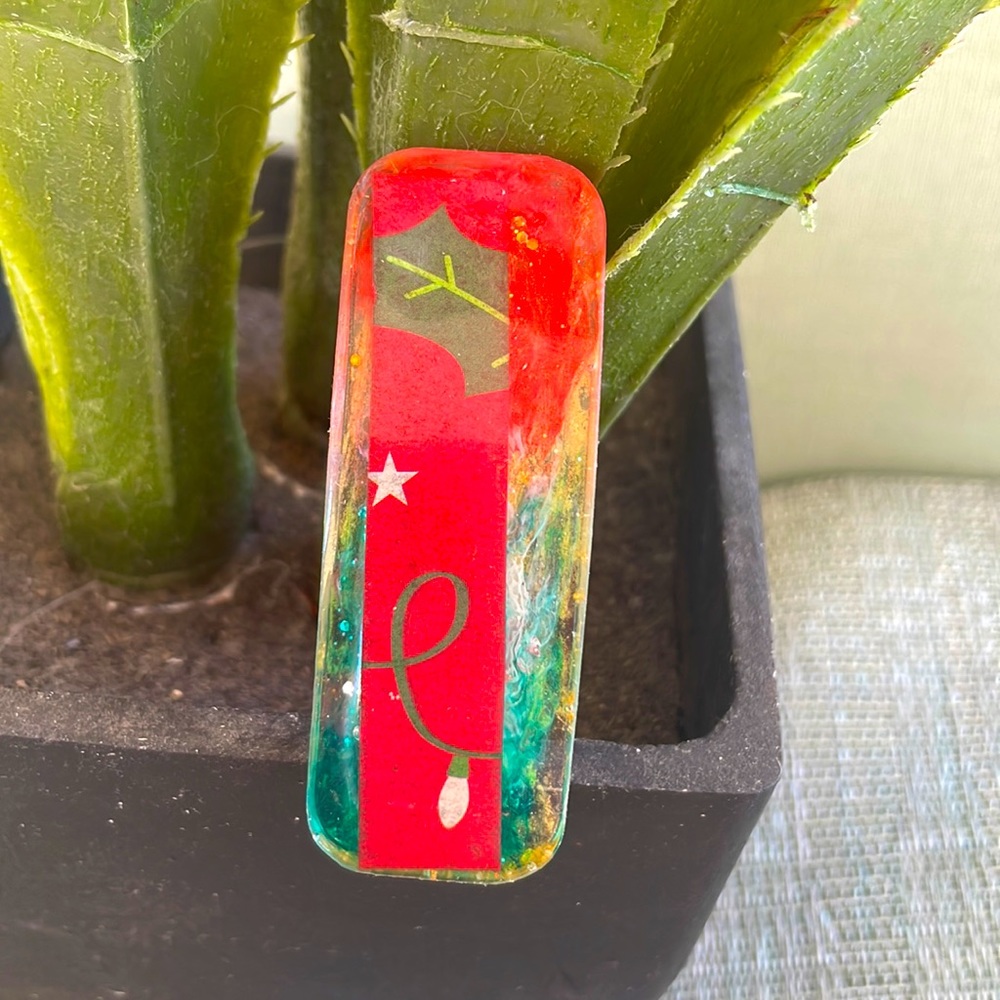 XMAS Handmade Festive Holiday French Barrett Red and Green Rounded Rectangle